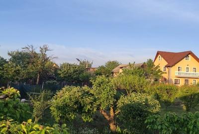 Teren Construcții intravilan de 700 mp, în Barați