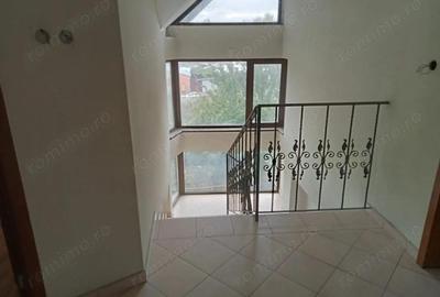 Casa perfecta pentru tine ?i afacerea ta zona Casa Sindicatelor! - 15