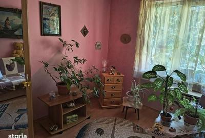 Apartament cu 3 camere semidecomandat în Central - 3