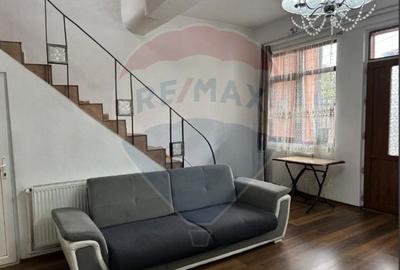 Casa cu 3 camere pretabila pentru Spatiu Comercial in Bucurestii Noi Casa cu 3 camere pretabila pentru Spatiu Comercial in Bucurestii Noi - 4