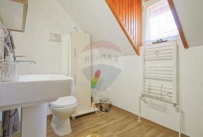 Casă individuală cu 6 camere cu Teren 233 Mp în Schei - 23