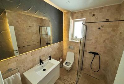 Apartament cu 2 camere semidecomandat în Central - 1