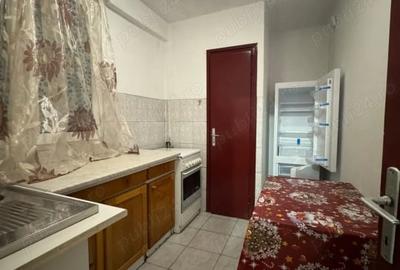Apartament cu 2 camere decomandat în Eroii Revoluției - 3