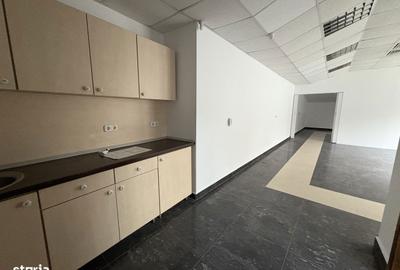 Spațiu comercial, de 55 mp, în Decebal - 4