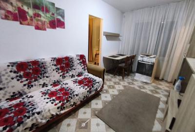 Apartament cu 2 camere nedecomandat în Tătărași