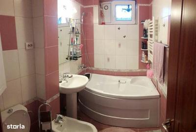 Apartament cu 3 camere semidecomandat în Central - 7