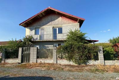 Casă cu 3 camere în Vladimirescu - 1