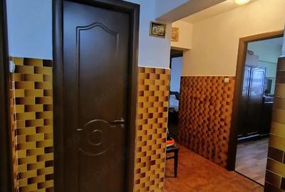 Apartament cu 3 camere decomandat în Drumul Taberei - 2
