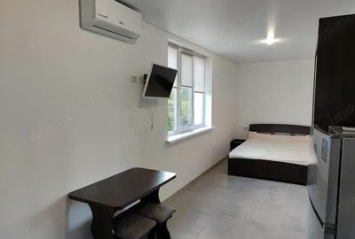 Garsonieră decomandată în Titan - 2