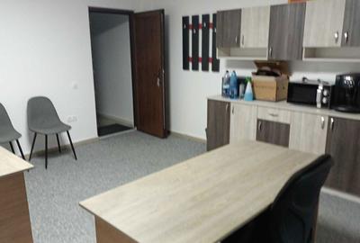 Spațiu comercial, de 23 mp, în Central - 2