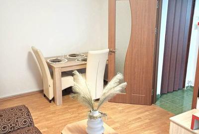Apartament cu 2 camere semidecomandat în Calea București - 4