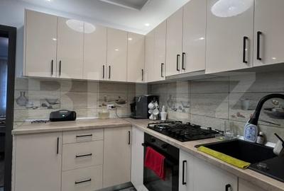 Casa cu 2 camere, renovata, 66 mp, zona Micro 1 - 2