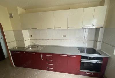 De vanzare apartament cu 3 camere, etajul 2, Dealul Florilor - 4