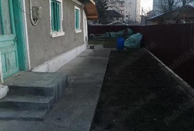 Casă cu 3 camere cu Teren 300 Mp în Central - 4