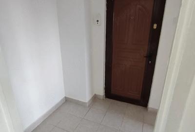 Apartament cu 2 camere decomandat în Narcisa - 3