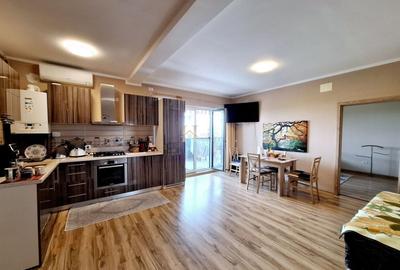 Apartament cu 3 camere semidecomandat, mobilat în Buziașului