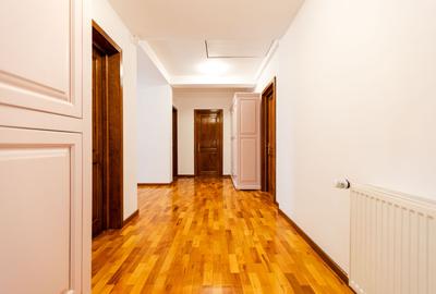 Casă individuală cu garaj - Confort premium - Comision 0% - 23