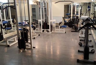 Spațiu comercial, de 300 mp, în Exterior Vest - 1