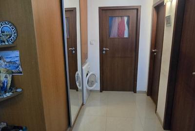 Vanzare apartament 3 camere decomandat, loc de parcare, str Moinesti - 8