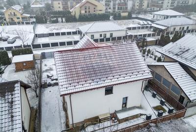 Casă cu 4 camere cu Teren 500 Mp în Gherăiești - 25