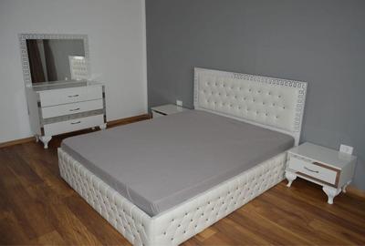 Apartament cu 3 camere decomandat în Cihei - 2