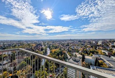 Penthouse cu 4 camere, mobilat în Central - 2