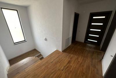 Casă cu 4 camere în Mihăești - 8