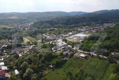 Casă cu 4 camere cu Teren 777 Mp în Central - 12