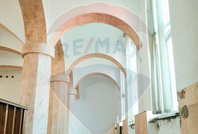 Spa?iu industrial de 1,970 - 11