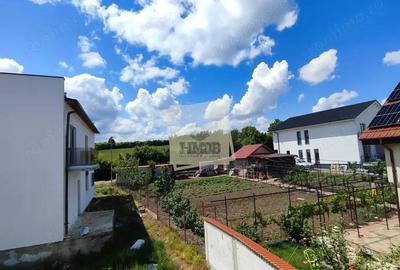 Casă cu 4 camere cu Teren 220 Mp în Central - 3