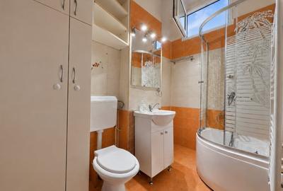 Apartament cu 2 camere decomandat, mobilat în Tractorul - 2