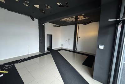 Spațiu comercial, de 92.48999786377 mp, în Otopeni