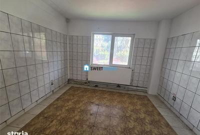 Spațiu comercial, de 80 mp, în Central - 1