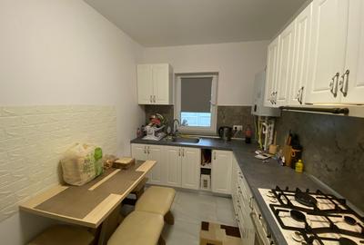 Duplex cu 4 camere si mansarda. Complet mobilat si utilat. Comision 0 - 4