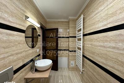 Casă cu 5 camere cu Teren 1000 Mp în Central - 2