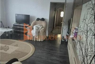 Apartament cu 2 camere semidecomandat, mobilat în Micro 5 - 1