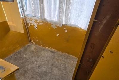 Dacia - la bulevard 2 camere decomandat, etaj intermediar, liber - 4