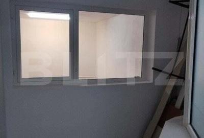 Apartament cu 3 camere decomandat în Micro 4 - 2