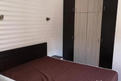 Apartament cu 2 camere decomandat în Tei