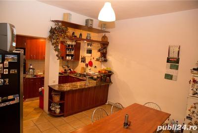 Casă cu 8 camere cu Teren 516 Mp în Predeal