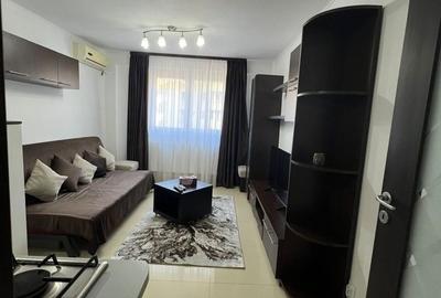 Lacul Tei, Maica Domnului aproape Parcul Circului - 2