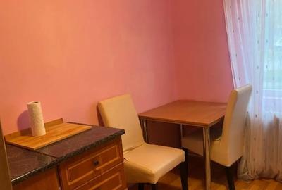 Garsonieră decomandată în Central - 2