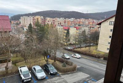 Apartament cu 2 camere decomandat, mobilat în Răcădău - 9