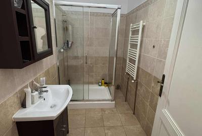 Garsonieră decomandată, mobilată în Medicină - 11