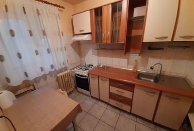 Apartament cu 3 camere decomandat în Berceni - 3