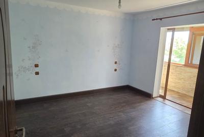 Apartament cu 2 camere decomandat în Micro 20 - 7