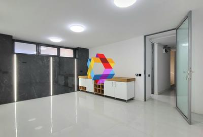 Spațiu comercial, de 760 mp, în Centrul Civic - 2