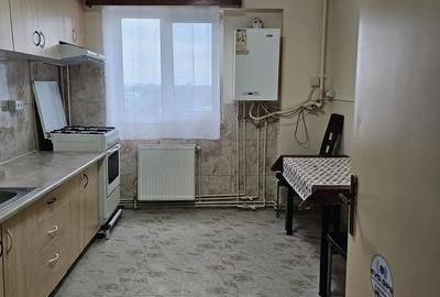 Apartament cu 2 camere decomandat în B-dul București