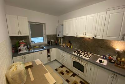 Duplex cu 4 camere si mansarda. Complet mobilat si utilat. Comision 0 - 1