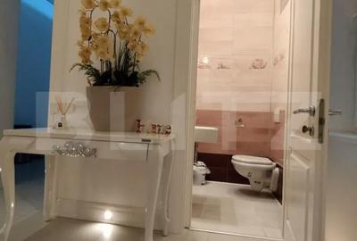 Apartament cu 3 camere decomandat în Neptun - 9